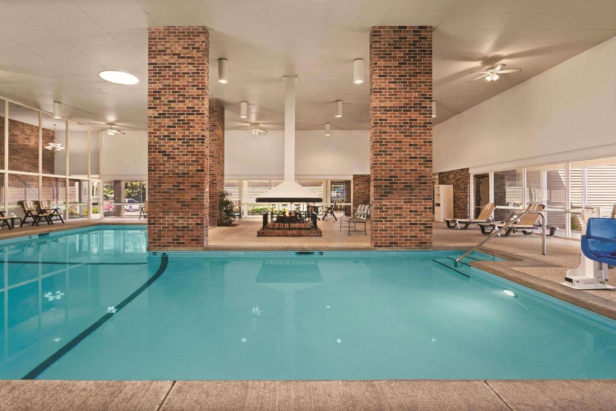 Country Inn & Suites By Radisson, Woodbury, Mn Kültér fotó
